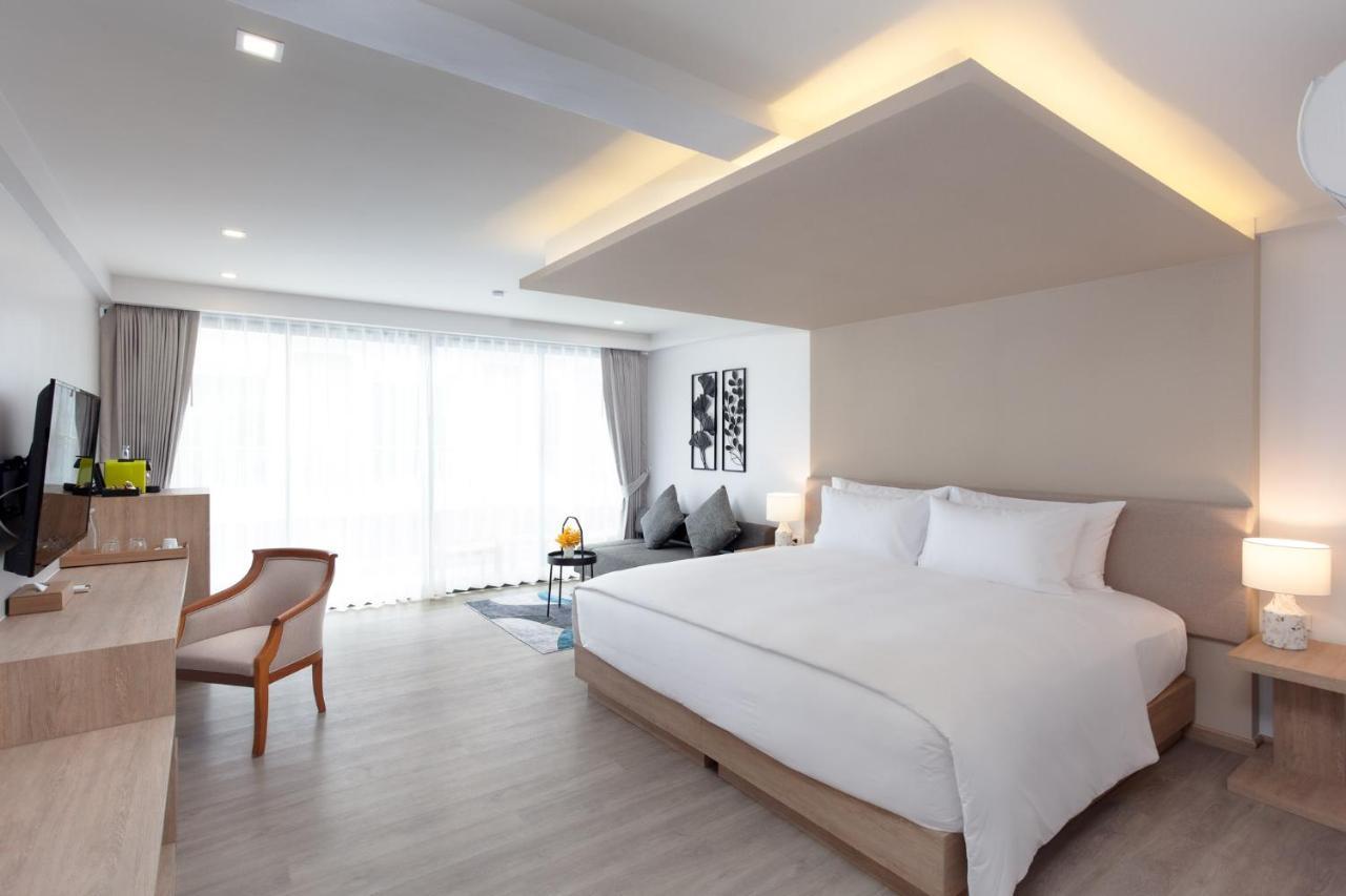 Anona Beachfront Phuket Resort-Sha Extra Plus Patong Exteriör bild