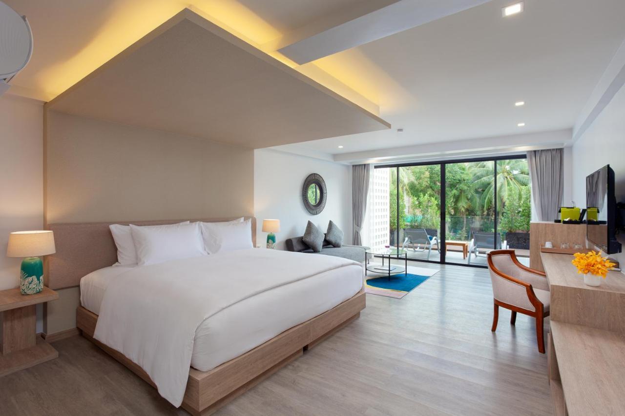 Anona Beachfront Phuket Resort-Sha Extra Plus Patong Exteriör bild